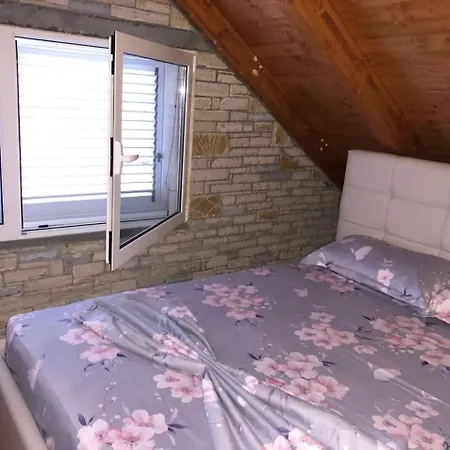 בית נופש Tomorrow