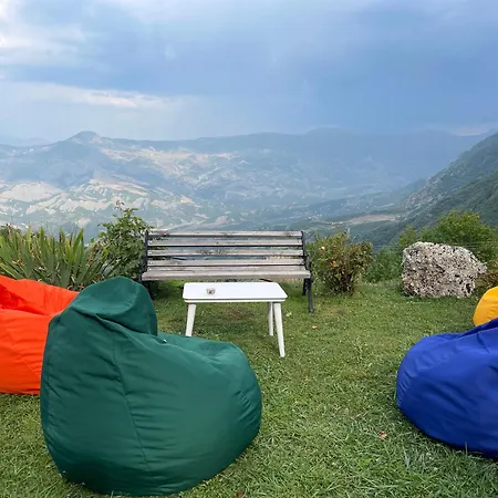 בית נופש Tomorrow