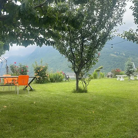 Tomorrow בית נופש *